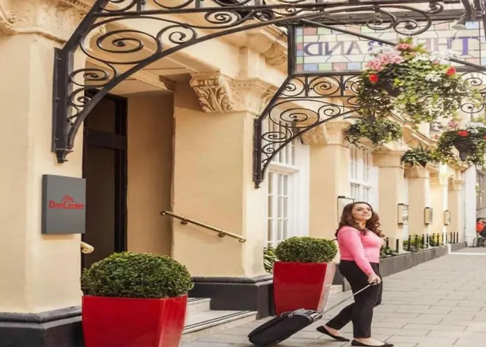 The Grand Center By Dancenter 4*