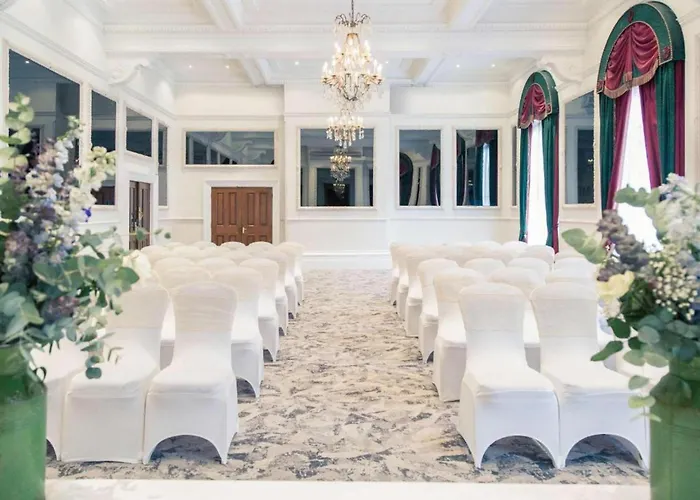 Otel The Grand Center By Dancenter