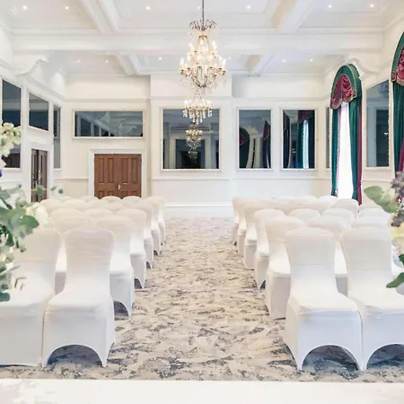 Hotel The Grand Center By Dancenter